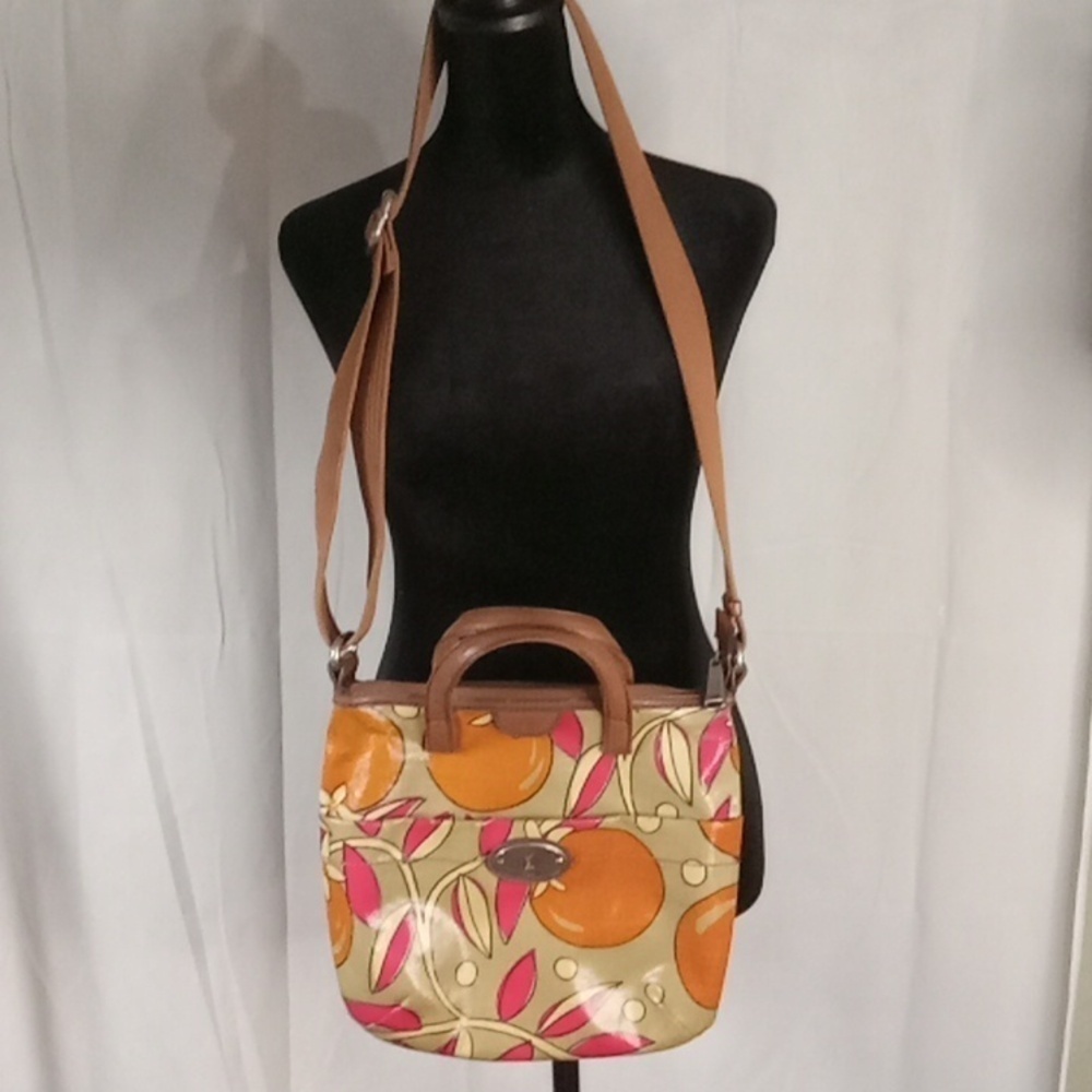 Fossil vintage key-per crossbody